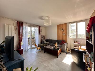 For sale Agen 3 rooms 67 m2 Lot et garonne (47000) photo 0