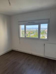 Louer Appartement 76 m2 Venissieux
