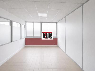 Louer Bureau Six-fours-les-plages 27996 euros