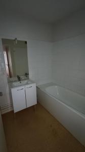 Louer Appartement Saint-trivier-sur-moignans Ain