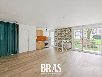 For sale Vannes 2 rooms 46 m2 Morbihan (56000) photo 2