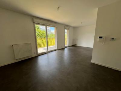 For rent Nantes 1 room 34 m2 Loire atlantique (44300) photo 0