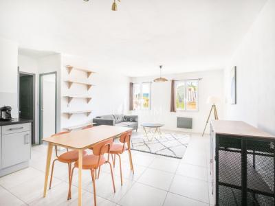Louer Appartement 42 m2 Greoux-les-bains