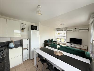 Louer Appartement 80 m2 Asnieres-sur-seine