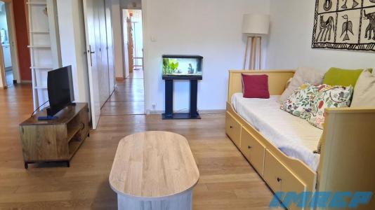 Louer Appartement 79 m2 Marseille-8eme-arrondissement