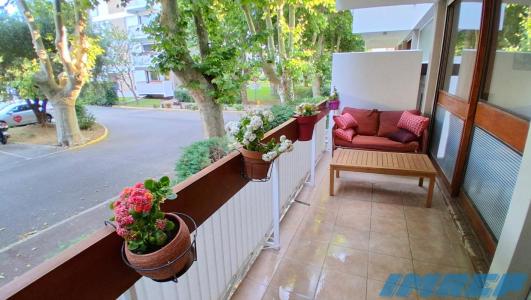 Louer Appartement Marseille-8eme-arrondissement Bouches du Rhone