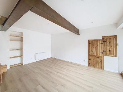 Louer Maison  850 euros