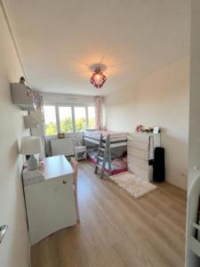 Acheter Appartement 83 m2 Sainte-foy-les-lyon