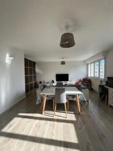 Acheter Appartement Sainte-foy-les-lyon 309000 euros