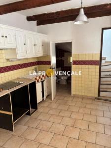 For sale Greasque 3 rooms 50 m2 Bouches du Rhone (13850) photo 2