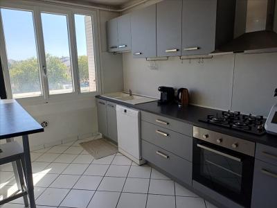 Louer Appartement Lyon-7eme-arrondissement Rhone