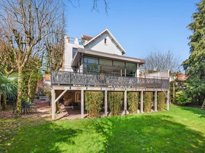 For sale Nantes 9 rooms 260 m2 Loire atlantique (44300) photo 0