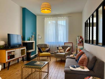 For sale Perigueux 4 rooms 112 m2 Dordogne (24000) photo 0