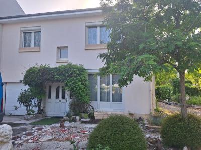 For sale Saint-sylvain-d'anjou 6 rooms 100 m2 Maine et loire (49480) photo 0