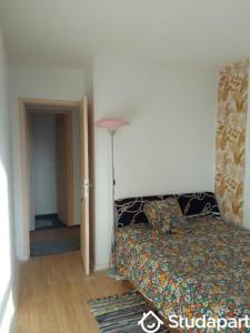 Annonce Location Appartement Paris-18eme-arrondissement 75
