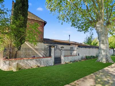For sale Cugnaux 6 rooms 179 m2 Haute garonne (31270) photo 0