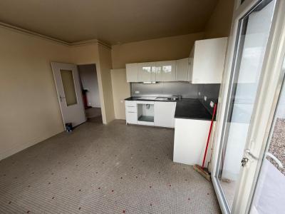 For rent Ludon-medoc 4 rooms 120 m2 Gironde (33290) photo 3