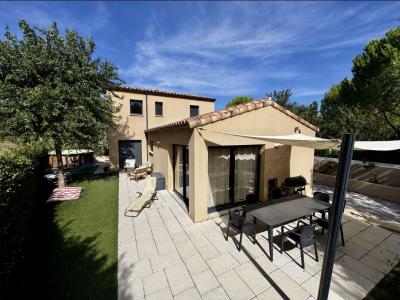 For sale 4 rooms 107 m2 Herault (34160) photo 0