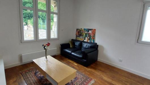 Louer Appartement Presles 840 euros