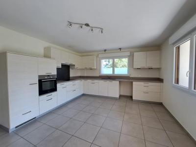 Louer Appartement 98 m2 Saint-jorioz