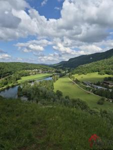 Acheter Terrain 1500 m2 Ougney-douvot
