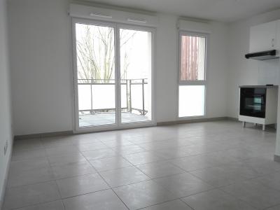 Louer Appartement Meyzieu 488 euros