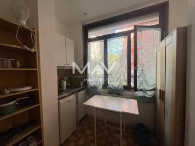 Louer Appartement 11 m2 Lille