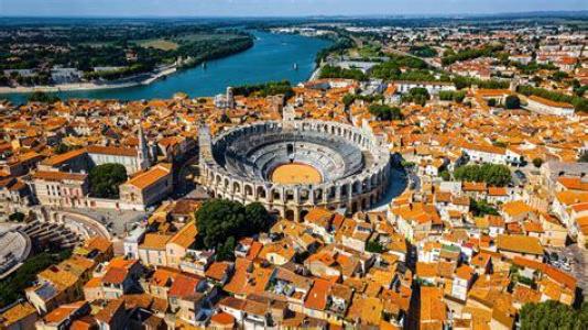 Annonce Vente Commerce Arles 13