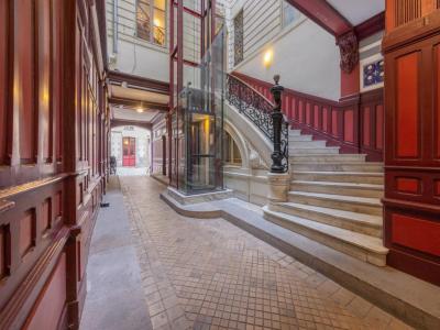 For sale Nantes 5 rooms 170 m2 Loire atlantique (44000) photo 0