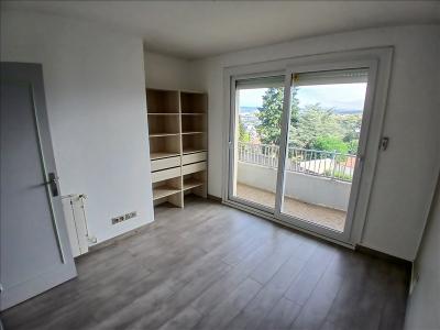 For rent Saint-etienne 3 rooms 54 m2 Loire (42100) photo 4