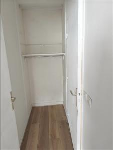 Annonce Location Appartement Paris-20eme-arrondissement 75