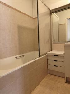 Louer Appartement Paris-20eme-arrondissement Paris