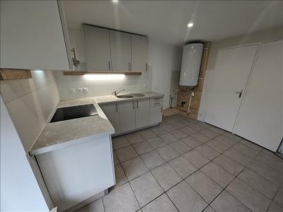 Louer Appartement 66 m2 Epeugney