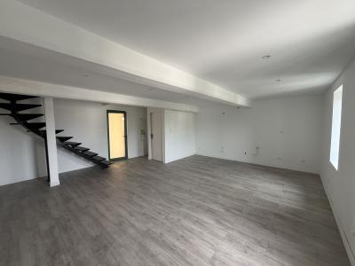 For sale HYPER CENTRE 3 rooms 73 m2 Ain (01240) photo 0