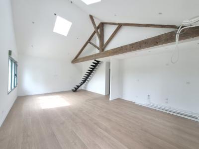 For sale 4 rooms 91 m2 Ain (01240) photo 0