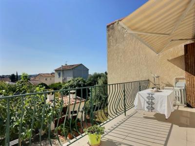 For sale LES BOILEAUX 4 rooms 90 m2 Bouches du Rhone (13380) photo 1