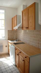 Louer Appartement  563 euros