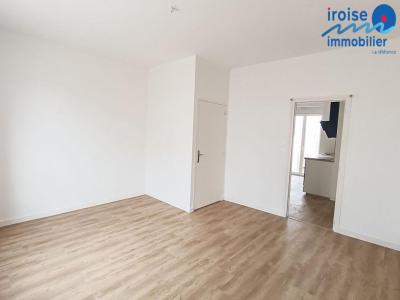 For rent Porspoder 1 room 34 m2 Finistere (29840) photo 3