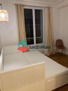 Louer Appartement Courbevoie 1235 euros