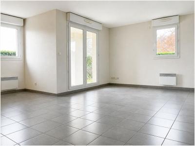 For sale Aussonne 3 rooms 65 m2 Haute garonne (31840) photo 0