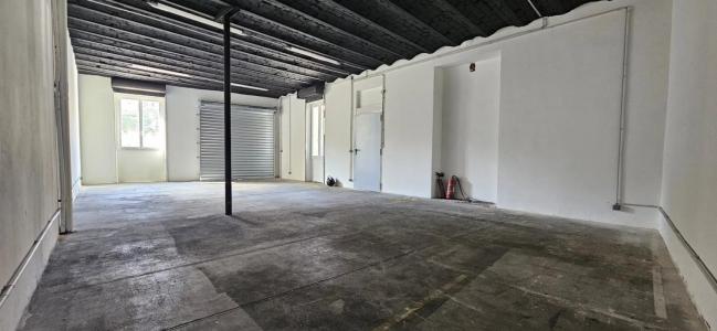 Louer Commerce 71 m2 Nice