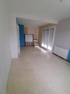 Louer Maison 96 m2 Saint-leger-sous-beuvray