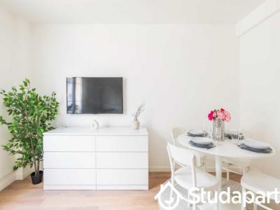 Annonce Location Appartement Paris-7eme-arrondissement 75