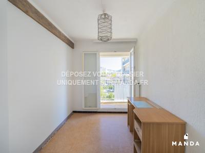 Louer Appartement Marseille-9eme-arrondissement 950 euros