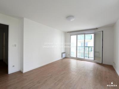 For rent Colombes 4 rooms 76 m2 Hauts de Seine (92700) photo 0
