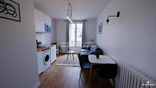 For rent Courbevoie 1 room 18 m2 Hauts de Seine (92400) photo 0