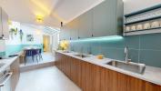 For rent Apartment Paris-17eme-arrondissement  359 m2