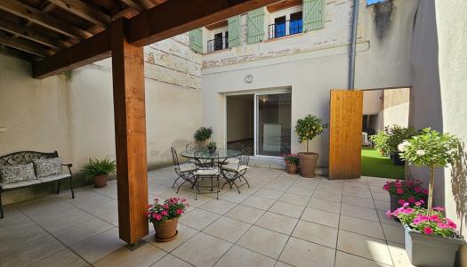 For sale Agen 10 rooms 273 m2 Lot et garonne (47000) photo 0