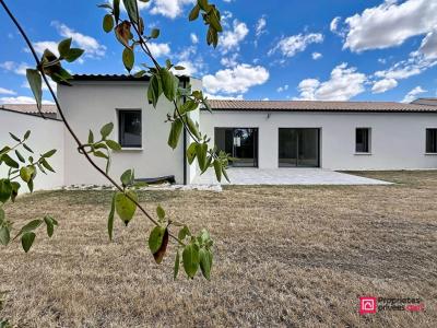 For sale Coulon 6 rooms 136 m2 Deux sevres (79510) photo 0