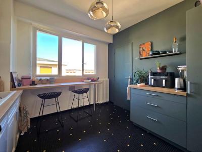For sale Angers 4 rooms 93 m2 Maine et loire (49000) photo 3